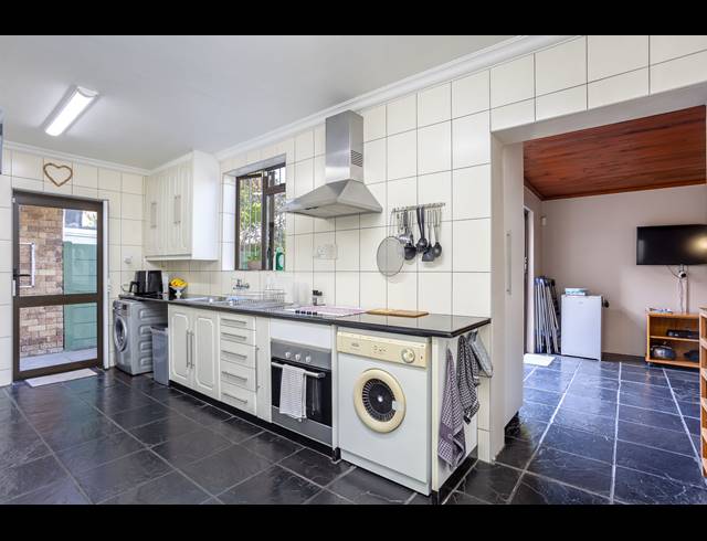 3 BEDROOM HOUSE SOLD IN KIRSTENHOF